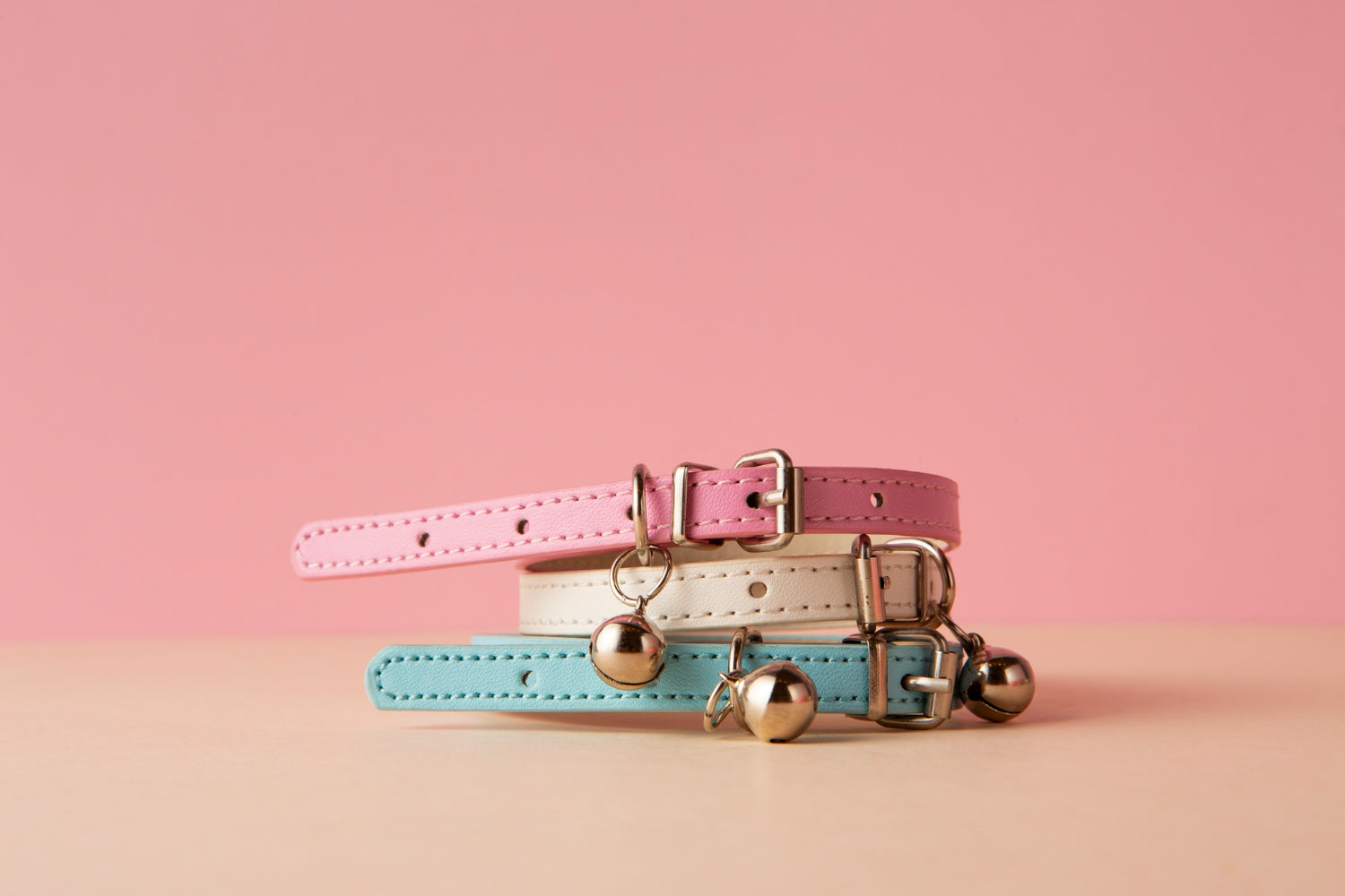 Pet Collars & Leashes